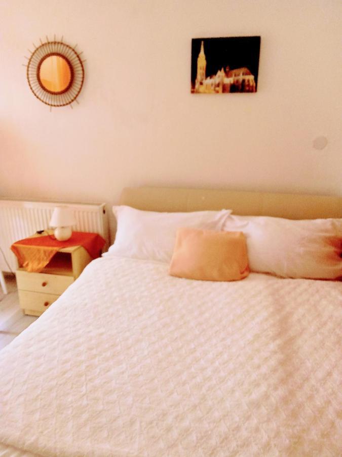 Gold Apartment Budapest Esterno foto